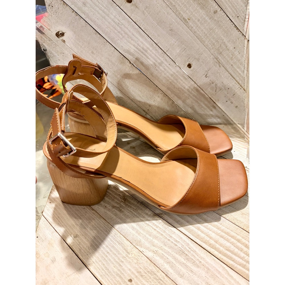 Universal Thread Womens Brown Lauren Block Heel Ankle Strap Sandals Size 11 - Picture 3 of 6